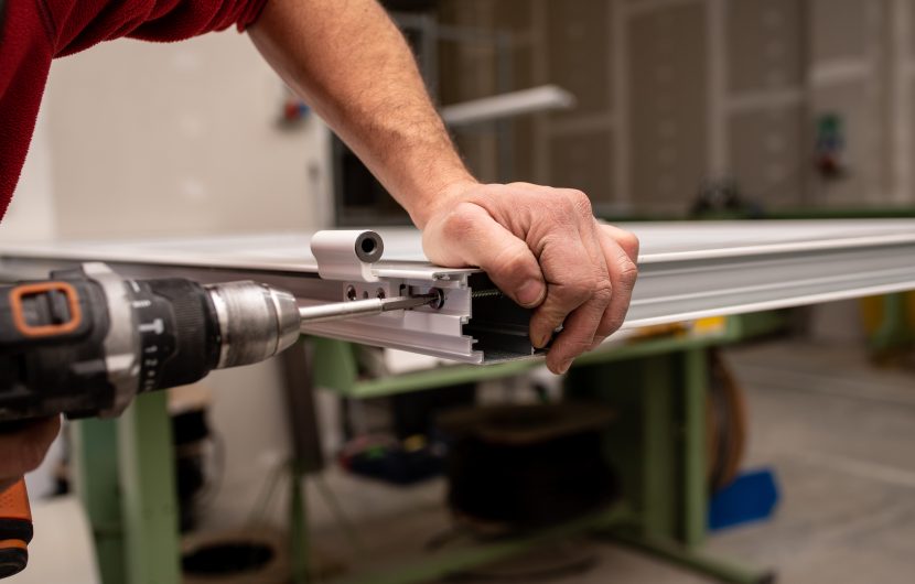 Qui appeler pour une réparation de fenêtre en urgence à Bruxelles ?